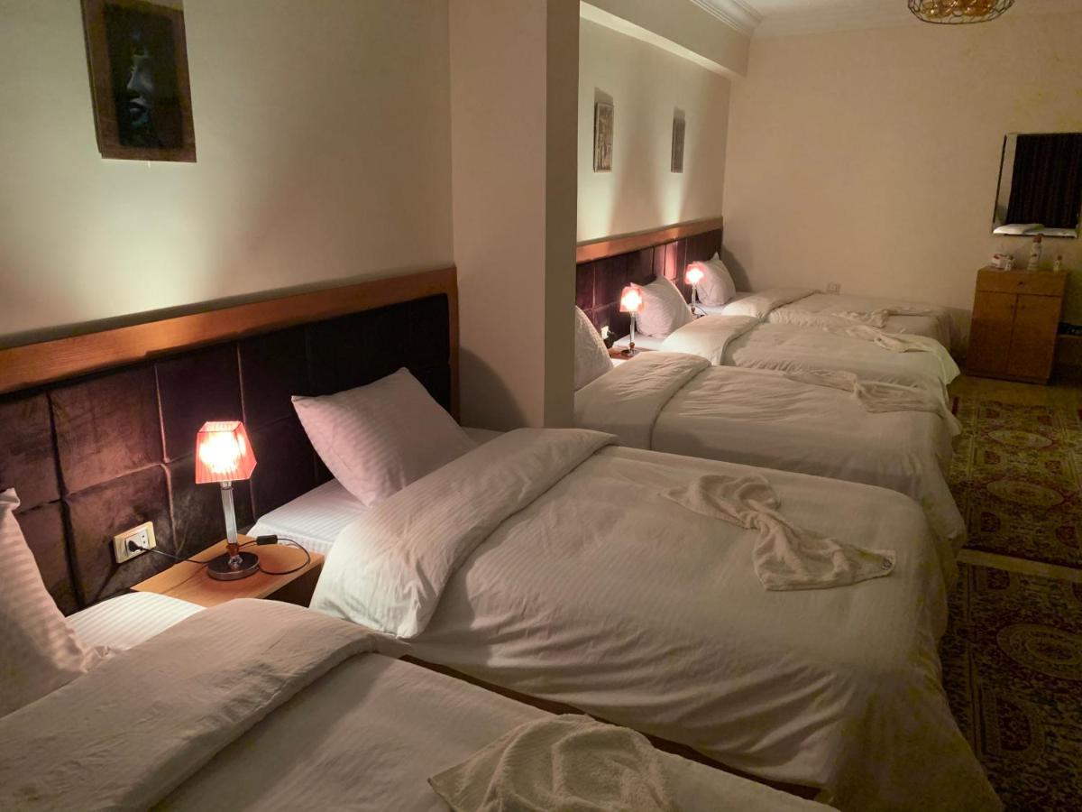 Draz pyramids view Bed&breakfast Kafret el-Gabal Zewnętrze zdjęcie