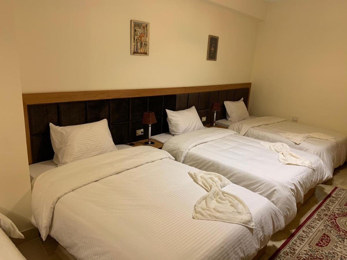 Draz pyramids view Bed&breakfast Kafret el-Gabal Zewnętrze zdjęcie